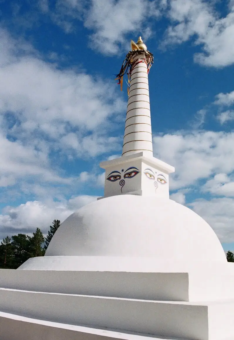 Ступа, вид с угла