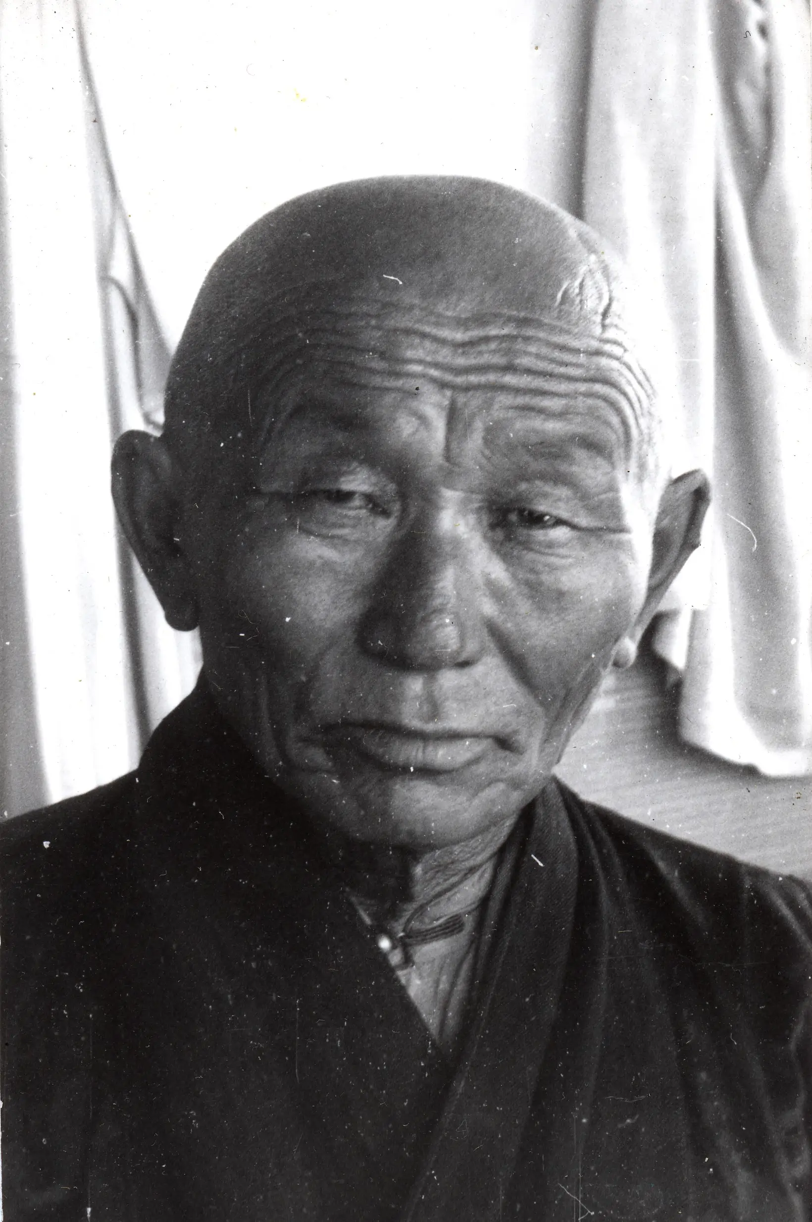 Ширетуй Иволгинского дацана Цыбен Цыбенов, 1971 г., фото В. М.
                     Монтлевича