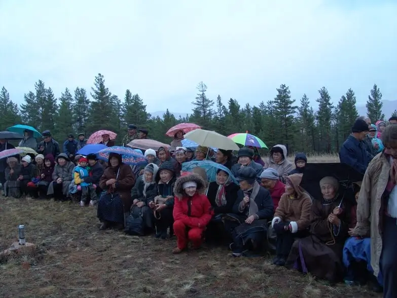 На освящении ступы