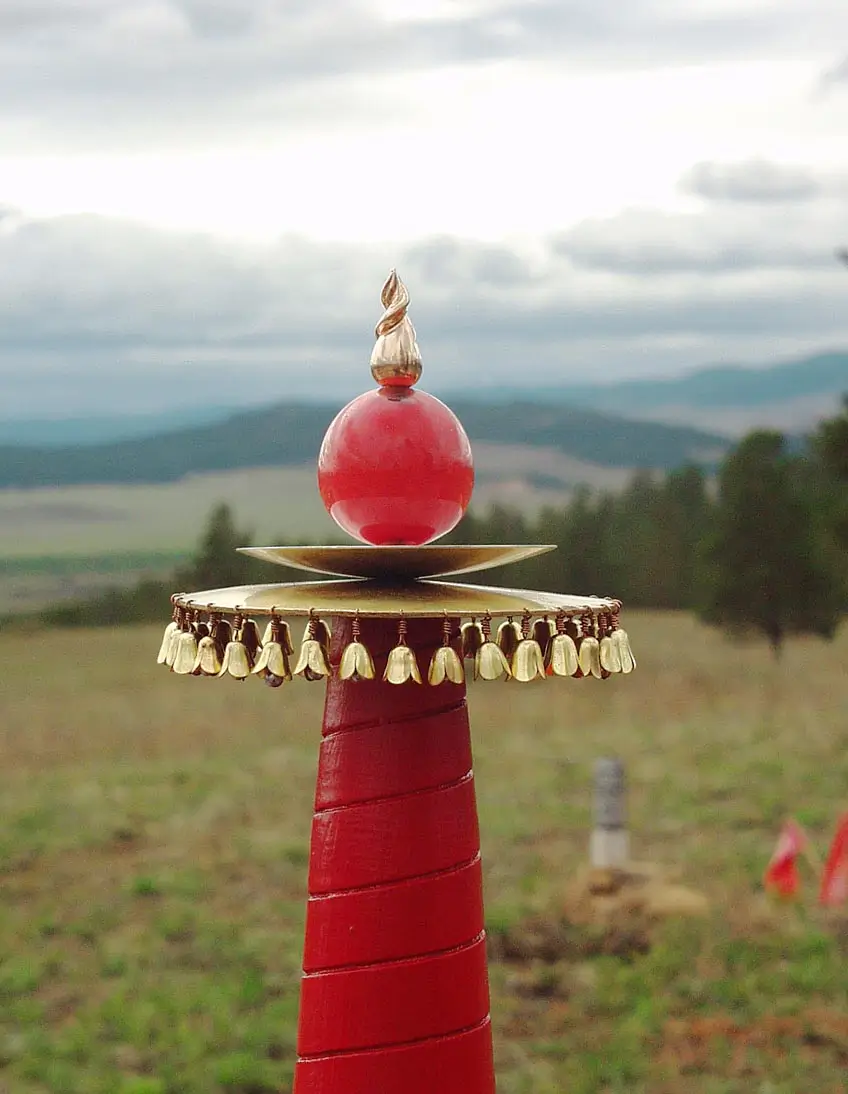 Сваямбха средней Красной ступы, фото А. Петрени, 2003 г.